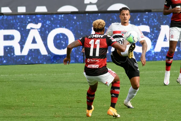 브라질 2020 라카나 스타디움에서 브라질 선수권 플라멩 파울로 사이의 경기에서 — 스톡 사진