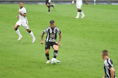 Rio, Brezilya - 27 Aralık 2020: Nilton Santos Stadyumu 'nda Brezilya Şampiyonası' nda Botafogo ve Corinthians arasında oynanan maçta Victor Luis oyuncusu