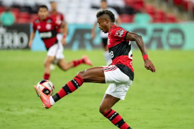 Rio, Brezilya - 15 Nisan 2021: Bruno Henrique, Maracana Stadyumu 'nda oynanan Carioca Şampiyonası' nda Flamengo - Vasco maçında oynadı.