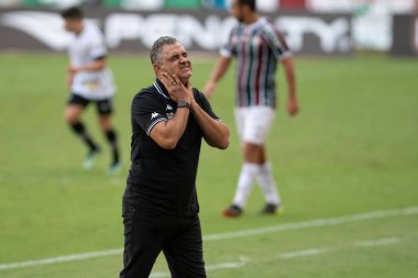 Rio, Brezilya - 17 Nisan 2021: Marcelo Chamusca antrenörü Maracana Stadyumu 'nda Carioca Şampiyonası' nda Fluminense v Botafogo maçında