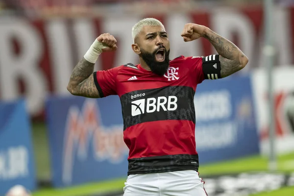Rio, Brezilya - 8 Mayıs 2021: Gabiel Barbosa (Gabigol) oyuncusu, Maracana Stadyumu 'nda oynanan Carioca Şampiyonası' nda Flamengo-Volta Redonda maçında gol attı.