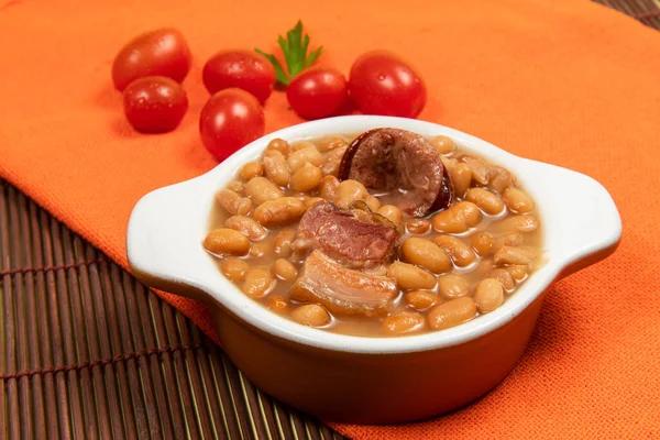 Ceramic Pot Carioca Beans Cooked Feijoada Table Mat Cloth — Stock Photo, Image