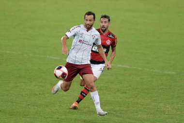 Rio, Brezilya - 22 Mayıs 2021: Maracana Stadyumu 'nda oynanan final Carioca Şampiyonası' nda Flamengo ve Fluminense arasındaki maçta Nene ve Isla oyuncuları