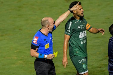 Rio, Brezilya - 24 Temmuz 2021: Sao Januario Stadyumu 'nda oynanan karşılaşmada Denis da Silva Ribeiro Serafin hakemi Vasco 4' e karşı 1 Guarani ile Brezilya Şampiyonası 'nın 14. turu (B serisi) arasında yer aldı.