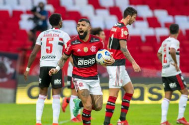Rio, Brezilya - 25 Temmuz 2021: Gabriel Barbosa (Gabigol), Flamengo 5 'e karşı 1 Sao Paulo arasındaki maçta Brezilya Şampiyonası' nın 14. turu (serie A) Maracana Stadyumu 'nda oynandı.