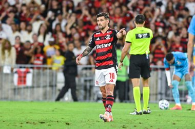 Rio, Brezilya - 09 Kasım 2025: De Arrascaeta oyuncusu Flamengo 3 x 2 Santos arasında oynanan maçta Maracana Stadyumu 'nda oynanan Brezilya Şampiyonası' nın 33. turunda