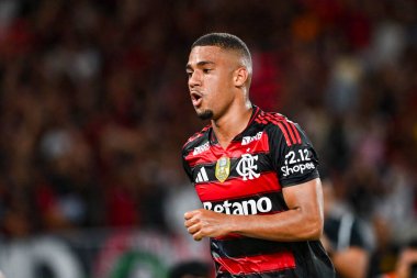 Rio, Brazil - December 03, 2025: Samuel Lino player during the game between Flamengo x Ceara by 37th round of Brazilian Championship at the Maracana stadium