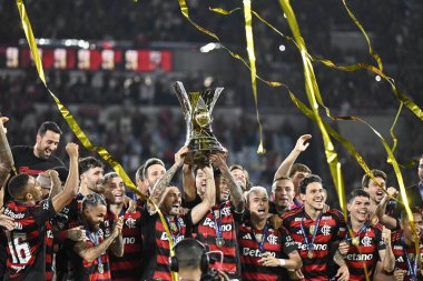 Rio, Brezilya - 3 Aralık 2025: Flamengo şampiyonluk kupasını aldı. Maracana Stadyumu 'nda oynanan maçta Flamengo x Ceara ile Brezilya Şampiyonası' nın 37. turu arasında