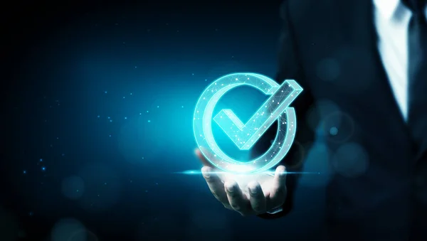 Standart kalite kontrol sertifikası garantisi. İnternet iş teknolojisi kavramı dijital