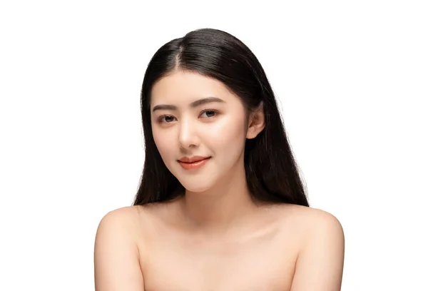 きれいな完璧な肌を持つ美しい若い女性アジア人 ポートレートモデルは自然な構成 スキンケア — ストック写真