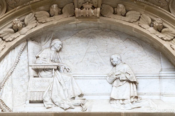 Detalles de la fachada Abadía de Santa Maria de Montserrat, Cataluña , — Foto de Stock