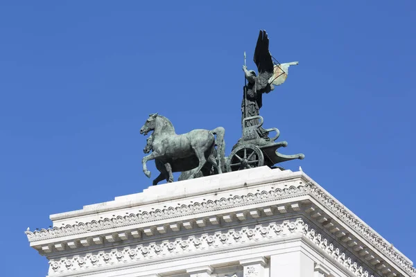 Pomnik Wiktora Emmanuela Monumento Nazionale Vittorio Emanuele Placu Weneckim Kwadryga — Zdjęcie stockowe