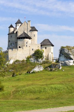 Bobolice Kalesi, Silezya, Polonya - 16 Eylül 2020: Polonya Jurassic Highland 'da bulunan Ortaçağ kraliyet Bobolice Kalesi