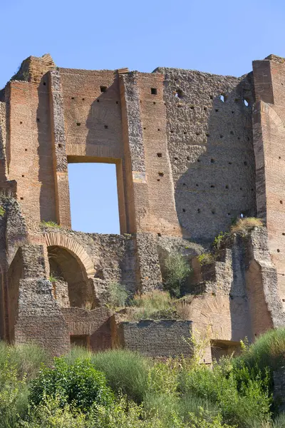 パラチンヒル いくつかの重要な古代の建物の遺跡のビュー イタリアのローマで最も古い都市の一つです — ストック写真