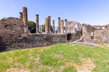 Napoli, Pompei, İtalya yakınlarındaki M.S. 79 'da Vesuvius volkanının patlaması sonucu yok olan antik bir şehrin kalıntıları..