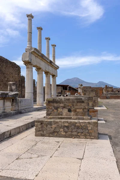 Foro Pompeya Con Entrada Basílica Pompeya Nápoles Italia Ruinas Una — Foto de Stock