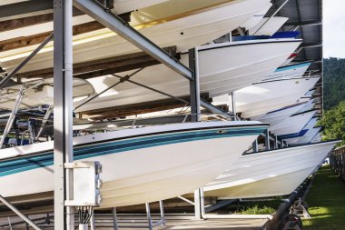 Güç tekneler otopark tesis marina Trinidad korunaklı