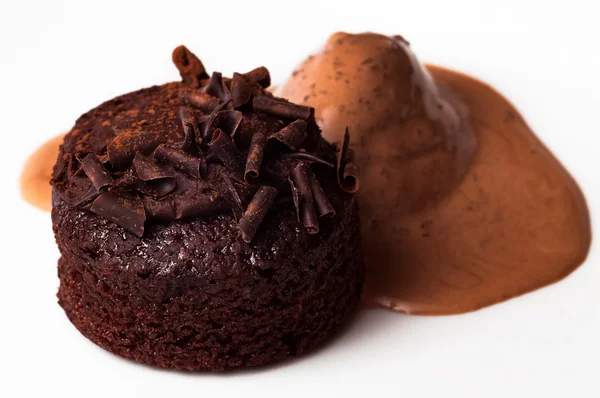 Belgische chocolade muffin cake en ijs rijke en heerlijke close-up snack Stockfoto