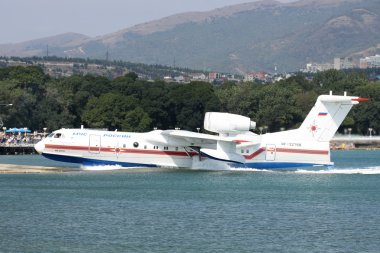 Beriev olmak-200