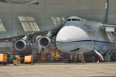 Antonov An-124 Ruslan bakım