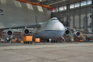 Antonov An-124 Ruslan bakım