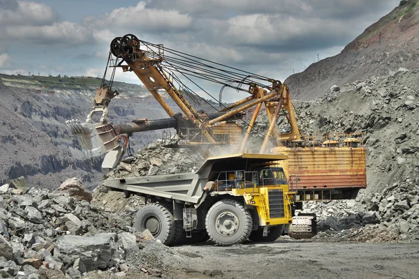 Minério de ferro opencast — Fotografia de Stock