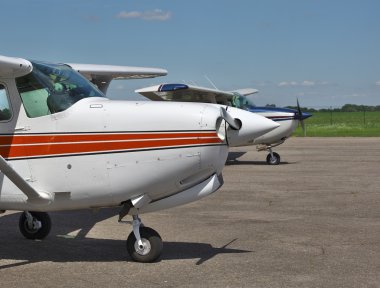 Işık özel uçakları