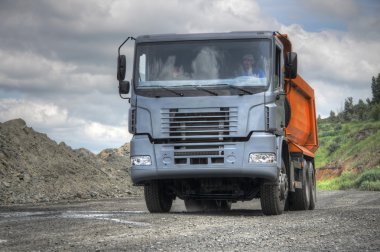 araştırma damperli kamyon