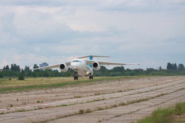 Antonov An-148 bölgesel uçak