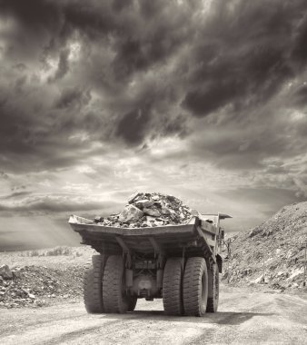 Demir cevheri açık döküm