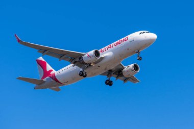 Boryspil, Ukrayna - 10 Mart 2021: Air Arabia Airbus A320-214