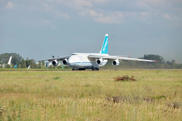 Antonov An-124 "Ruslan' — 图库照片