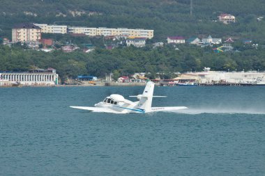 Beriev olmak-103 deniz uçağı