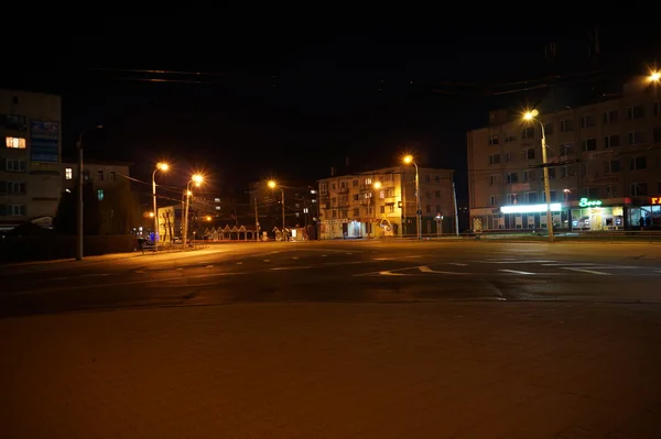 De nacht van Lutsk, Volyn, Oekraïne — Stockfoto