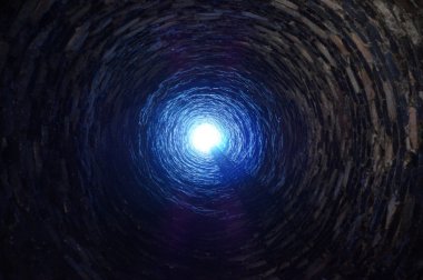 TUNNEL 'İN SONundaki Işık