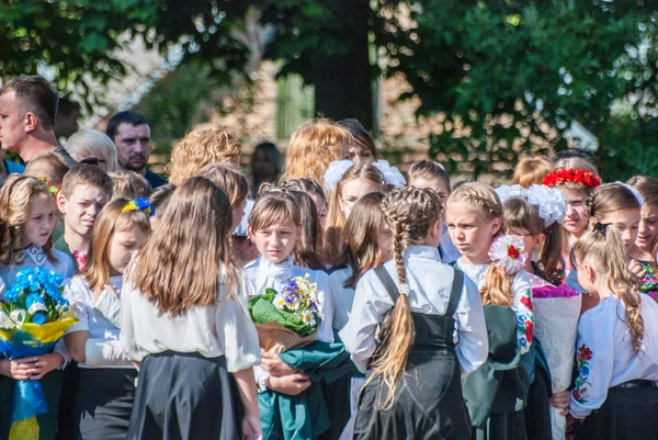 Poslední zvonek Lucku 11. stupeň střední školy 14 27.05.2016 oslava se konala v regionu Volyn Luck Ukrajina, redakční reportážní — Stock fotografie