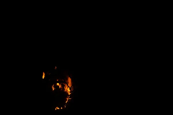 Yanan Ateş Ombustion Rüzgar Öğe Detay Insanlar Yüksek Akşam — Stok fotoğraf