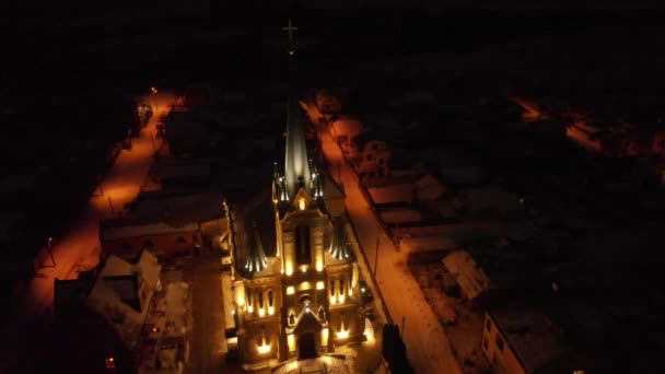 Εναέρια Πλάνα Της Εκκλησίας Νύχτα — Αρχείο Βίντεο