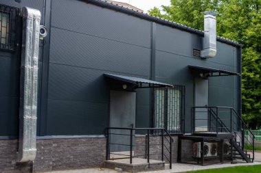 Kara market binasının kısmi görüntüsü