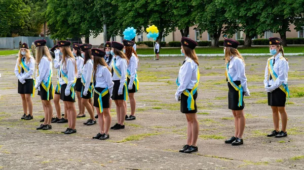 Prezydent Ukrainy Poroszenko Wraz Wojskiem Studenci Kijowskiego Liceum Wojskowego Nazwanego — Zdjęcie stockowe