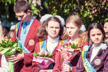 Son Lutsk çan 11 sınıf yüksek okulu 14 29.05.2015 güneşli yaz gün