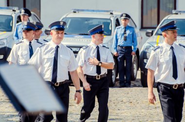 editoryal röportaj hediye Volynskaiy polis özel arabalar Lutsk, Volyn bölgesi Ukrayna 03.09.15 