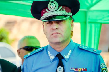 editoryal röportaj hediye Volynskaiy polis özel arabalar Lutsk, Volyn bölgesi Ukrayna 03.09.15 