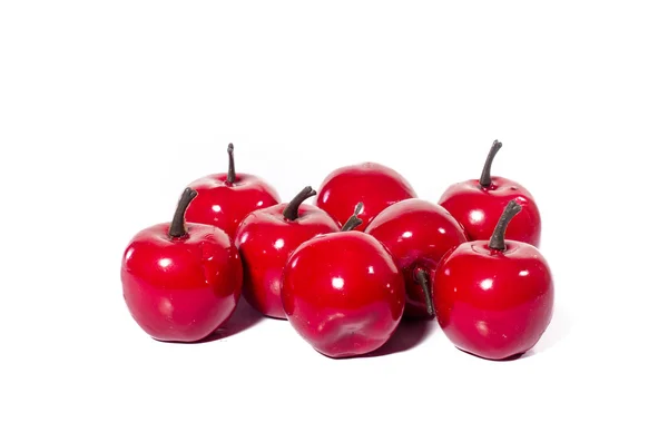 흰색 배경 기아 상태에 고립 된 인공 빨간 사과 — 스톡 사진