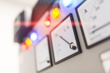 Elektrik açık sigorta kutusu yumuşak ışık