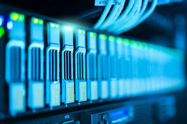 Network servers in data room Domestic Room — Stock Photo, Image