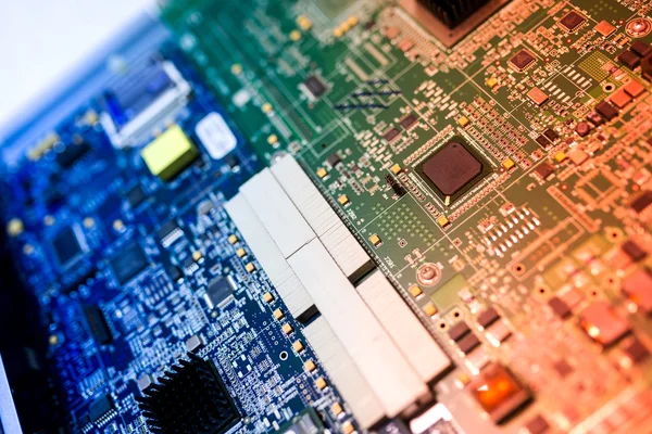 Cutcuit anakart üzerinde elektronik