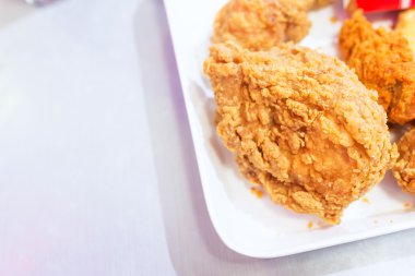 yumuşak ışık kızarmış tavuk