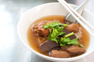 Tay gıda, kızarmış şehriye cızırtılı