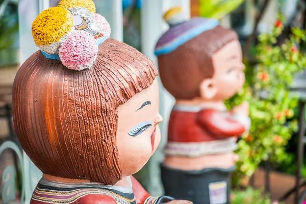 Thai style sculpture doll girl and boy happy — Stock Photo, Image